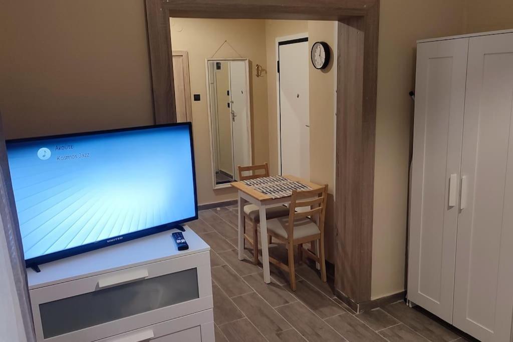 Kostas Appartment Salonicco Esterno foto